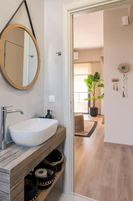 Enigma, A Lux And Boho City Apartment Downtown プレベザ エクステリア 写真